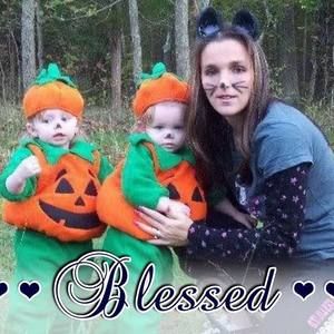 Meet your Posher, Carrie